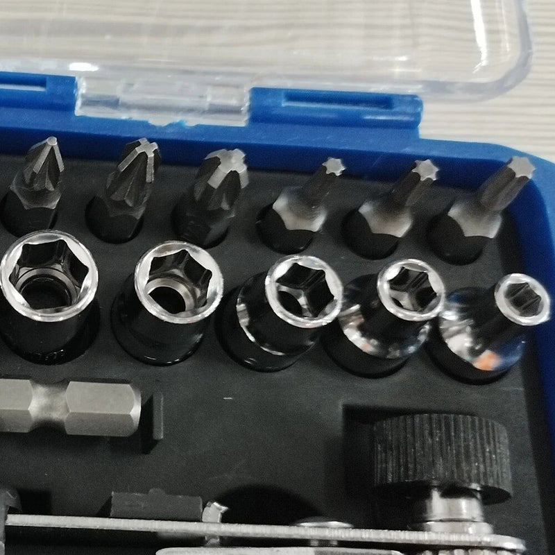 23-piece ratchet wrench and screwdriver set, view 4 - MRSLM