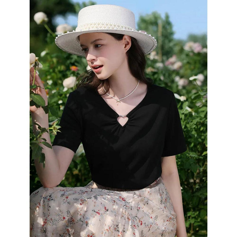 V-neck hollow-out T-shirt, view 7 - MRSLM