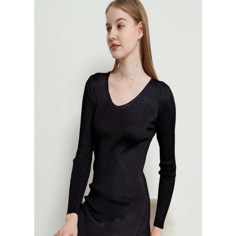 Elegantes Strickkleid in Midi-Länge mit Schnürung