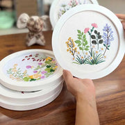 Floral embroidery DIY kit with hoop - MRSLM