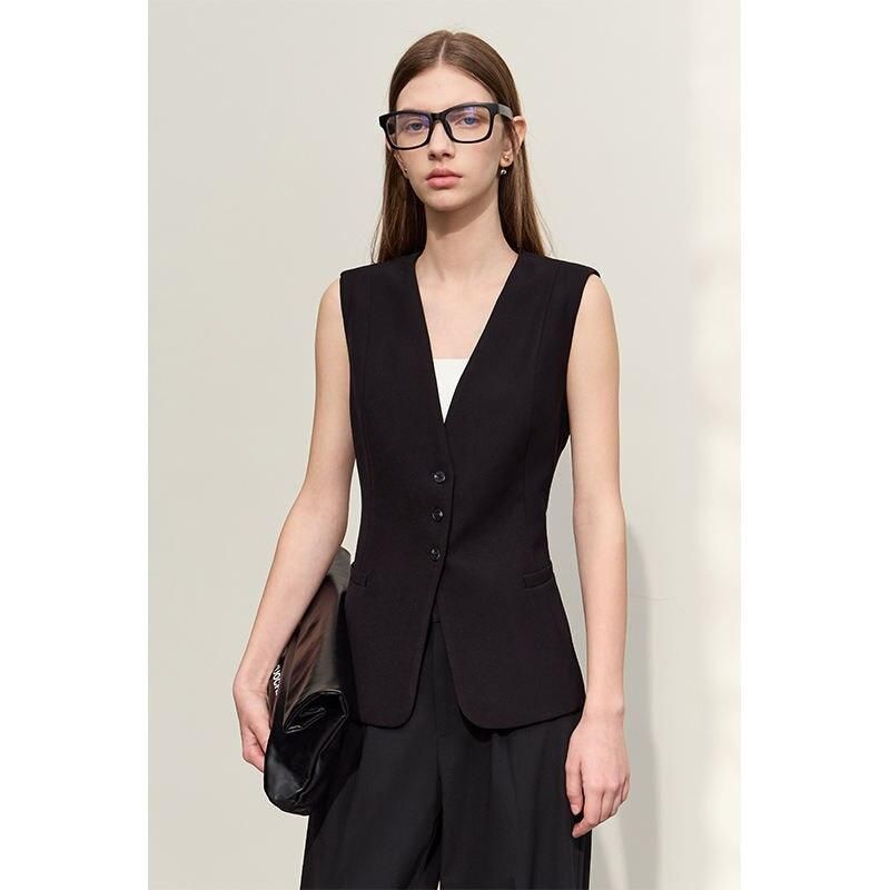 v-neck slim sleeveless vest, view 3 - MRSLM
