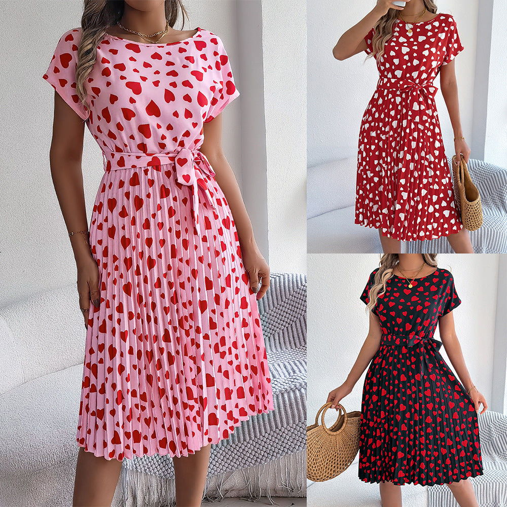 Casual Contrast Color Love Heart Short Sleeve Waist-controlled Pleated Dress