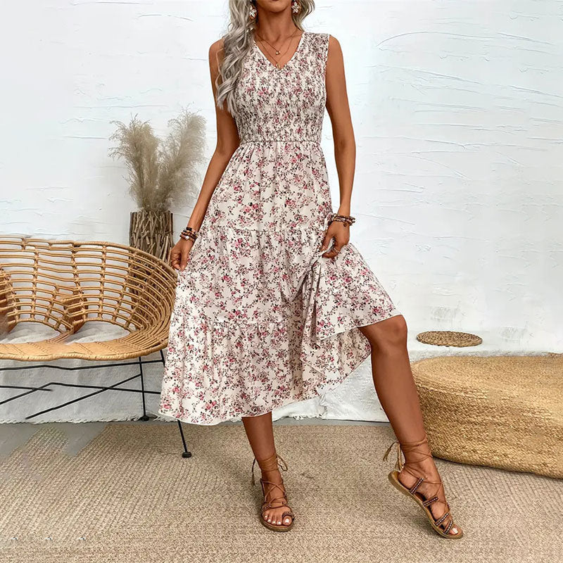 Langes, ärmelloses Kleid mit floralem Volant