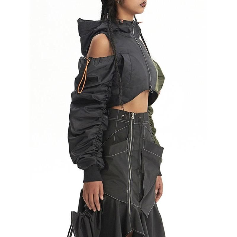 Damen-Patchworkjacke mit asymmetrischem Kapuzenmuster