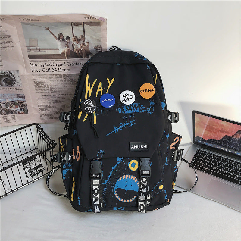 Modischer Outdoor-Rucksack mit großem Fassungsvermögen und Graffiti-Print