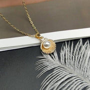 shell and imitation pearl pendant necklace - MRSLM