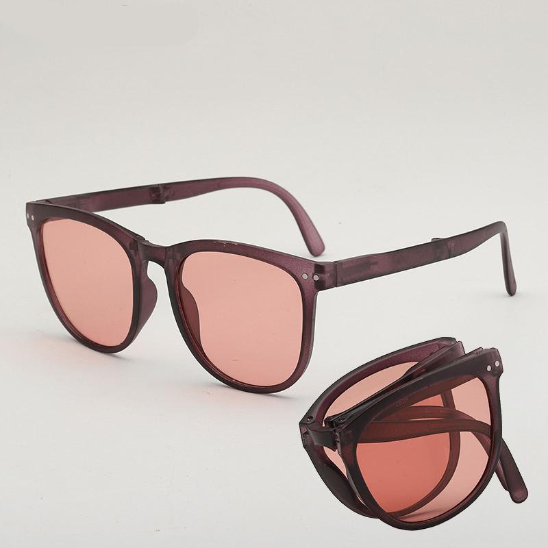 Chic Folding Sunglasses for Women with UV400 Protection