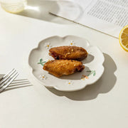 daisy design ceramic plates set, view 6 - MRSLM