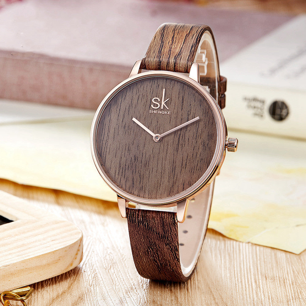 Women's Quartz Watch with Wooden Hands