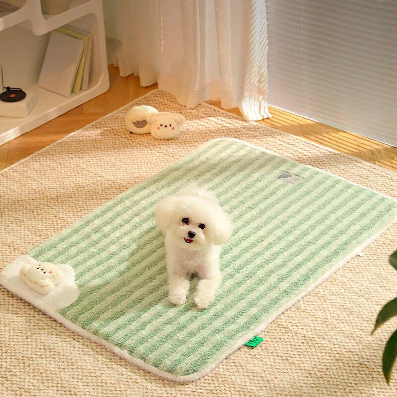 winter dog sleeping mat, view 2 - MRSLM