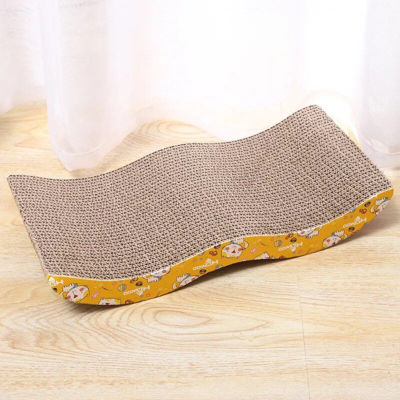 m-shape cat scratcher, view 5 - MRSLM