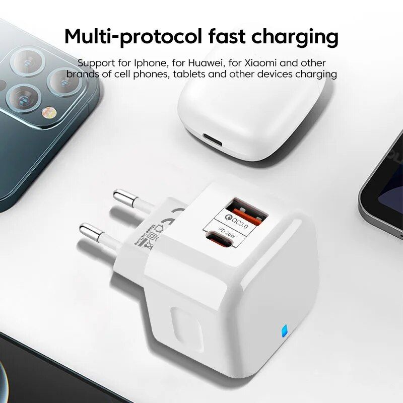 20W USB-C Fast Charger with Quick Charge 3.0 - Universal Adapter for Mobile Phones