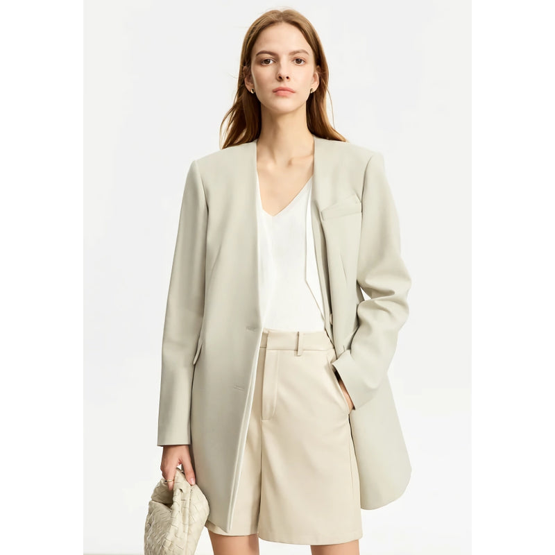 Eleganter Blazer mit V-Ausschnitt, Gürtel und Schulterpolstern