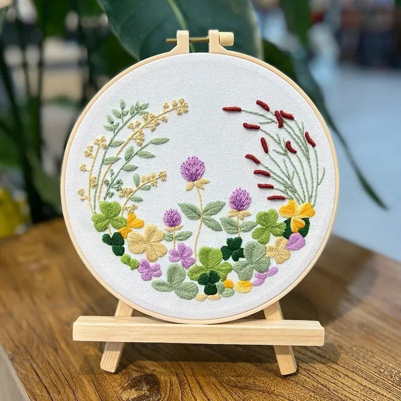 Floral embroidery DIY kit with hoop, view 6 - MRSLM