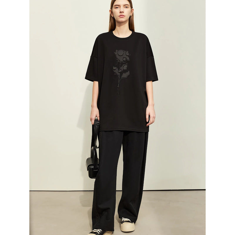 minimalist loose embroidered tee for women, view 7 - MRSLM