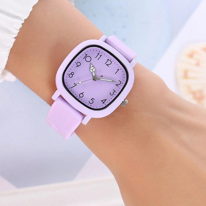 Fashion Silicone Quartz Women's Watch