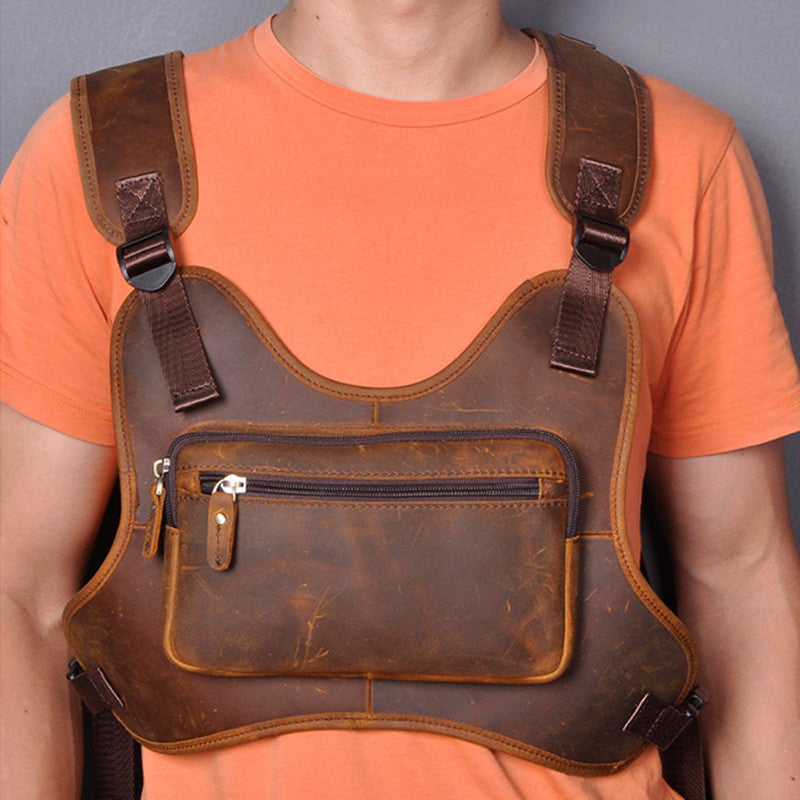 Men's Outdoor Vintage Top Layer Cowhide Chest Bag