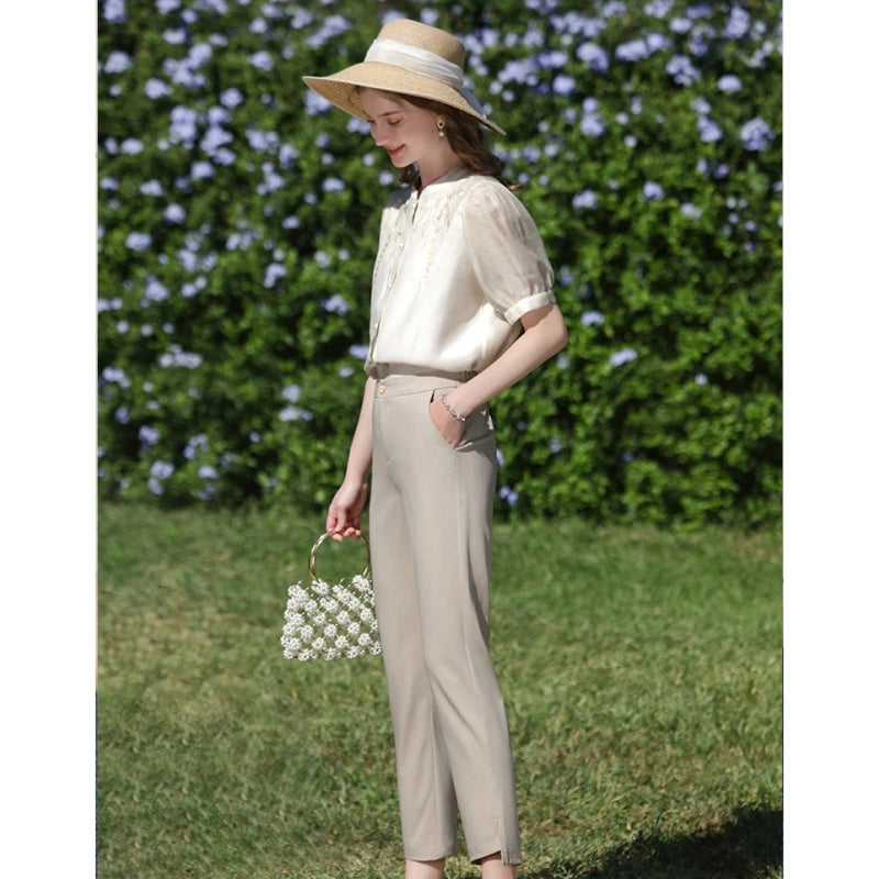 Elegante Bluse im chinesischen Stil aus Seidenmischung mit Puffärmeln