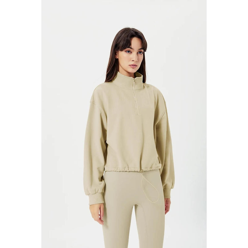 Moletom feminino de algodão com capuz, estilo outono chique.