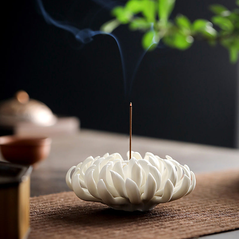 chrysanthemum ceramic incense burner, view 8 - MRSLM