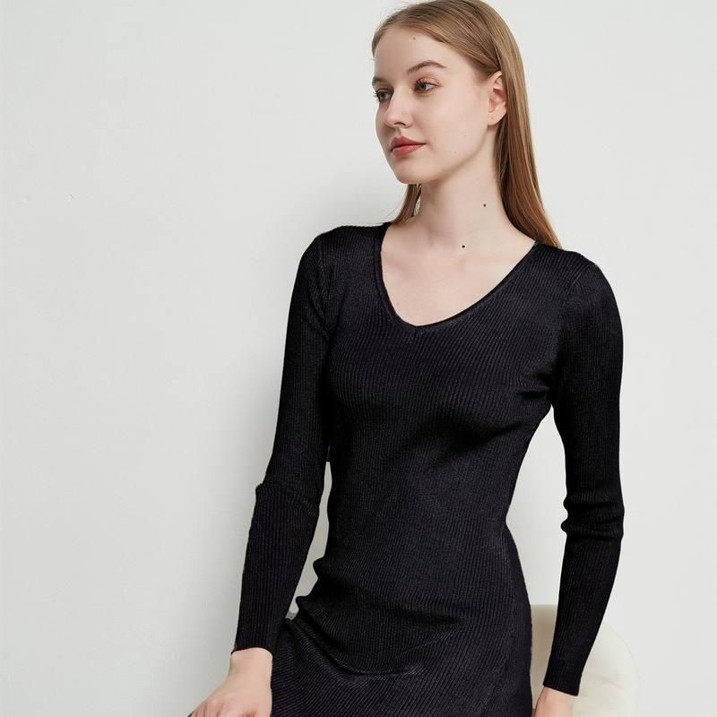 Elegantes Strickkleid in Midi-Länge mit Schnürung