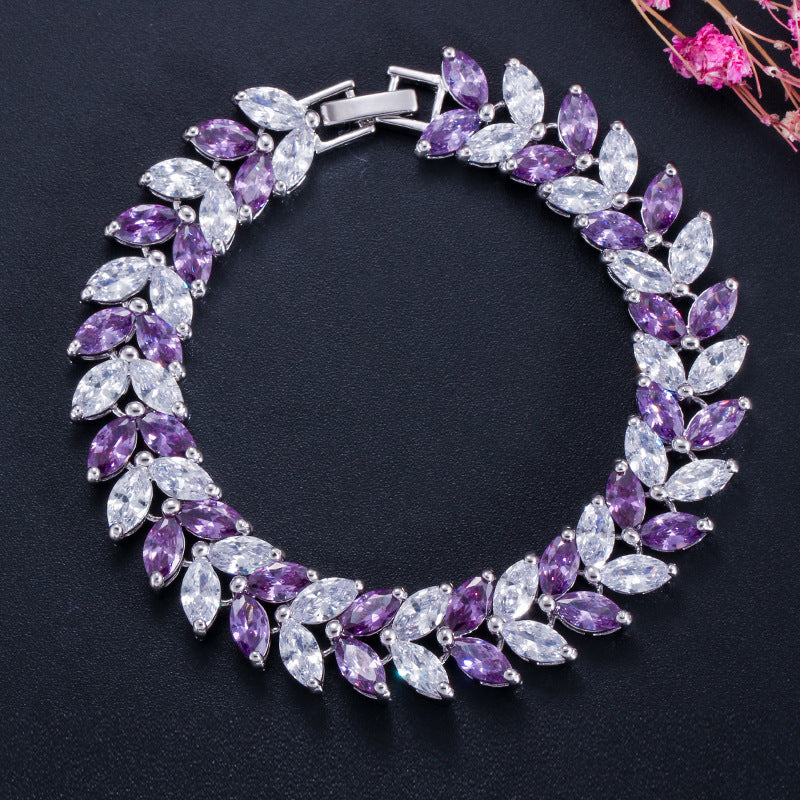 Ladies Fashion Personality New Zircon Bracelet