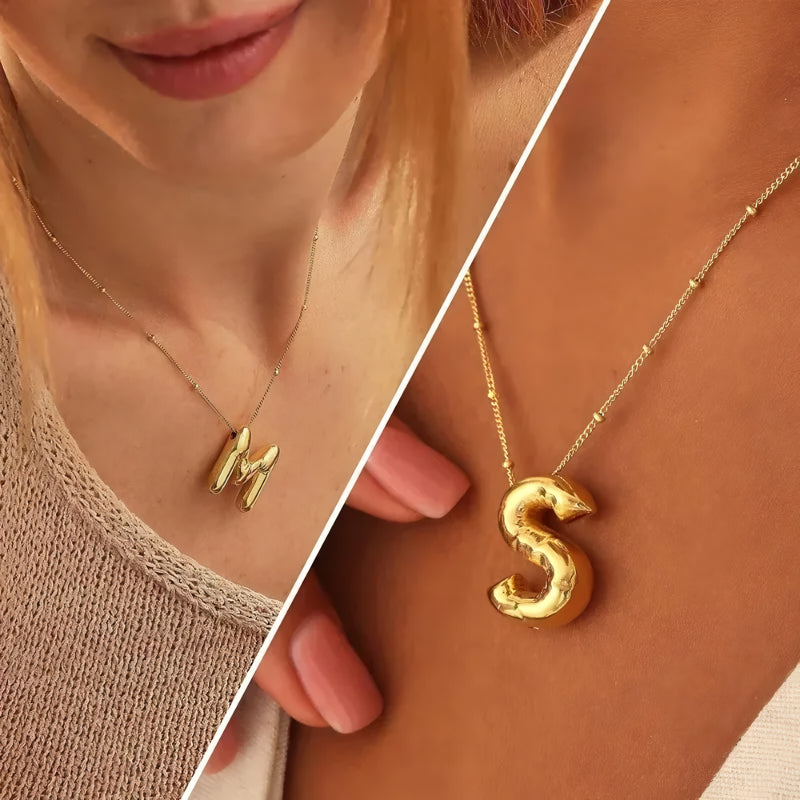 Klobige Halskette mit Initialen in Blasenform, 18 Karat vergoldet