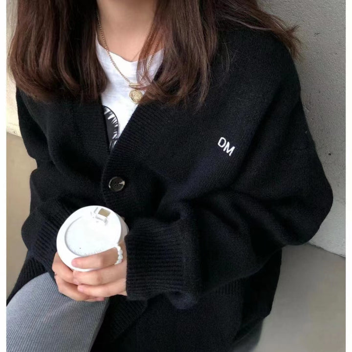 Women's Fashion Casual Solid Color Embroidery V-neck Sweater Coat