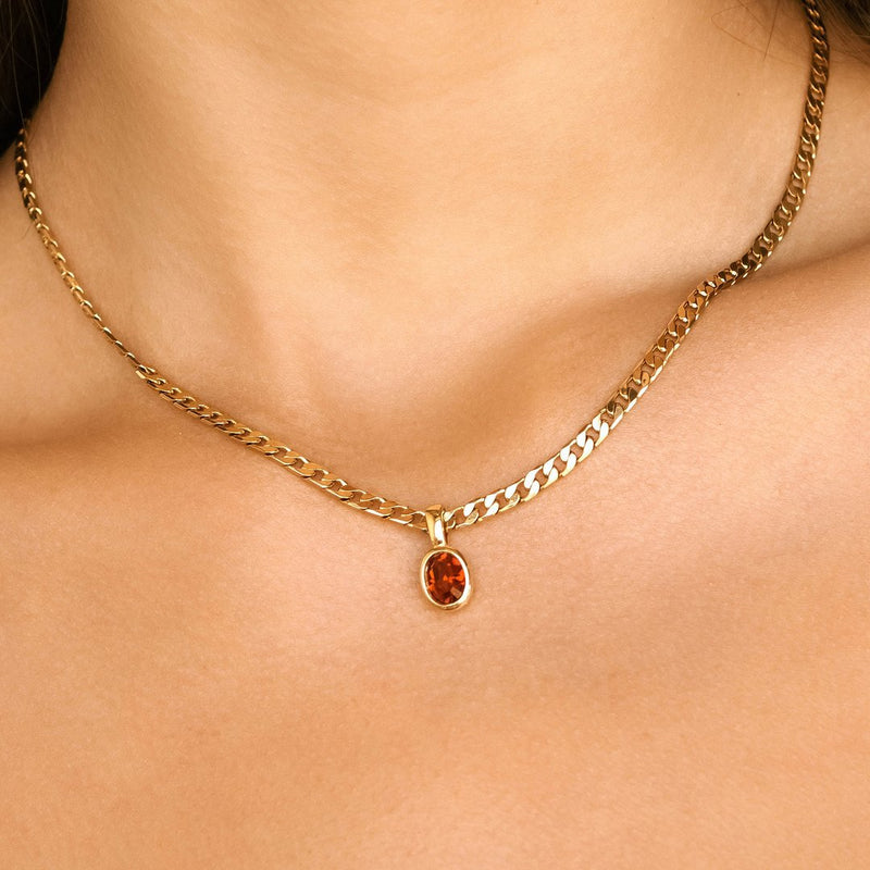 Colar feminino com pingente de pedra de cristal