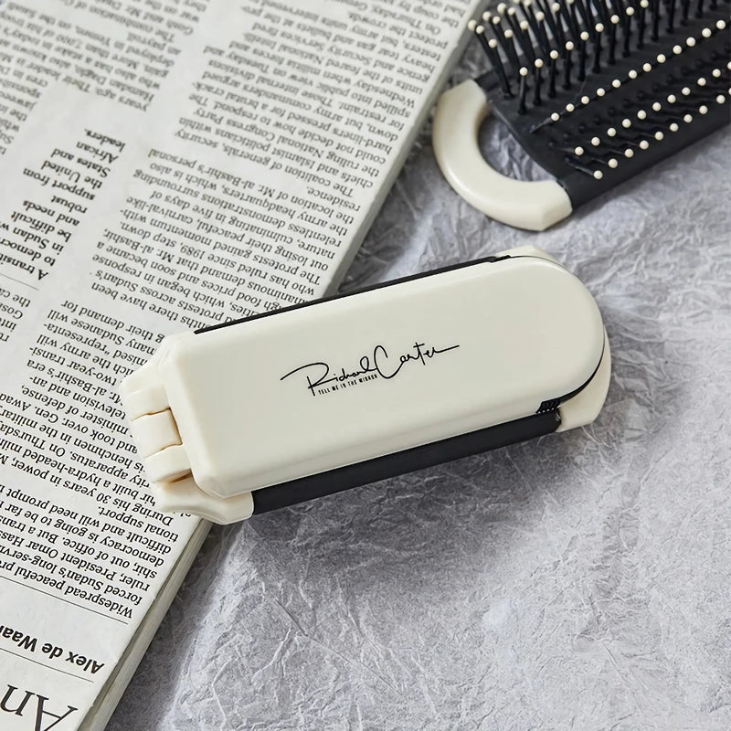 portable folding hairbrush, view 4 - MRSLM