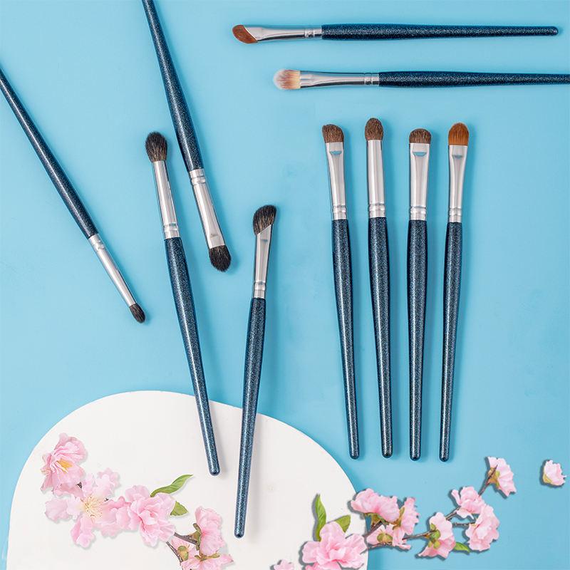 4PCS Eyeshadow & Concealer Makeup Brush Set
