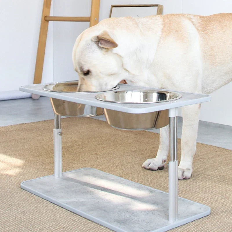 Verstellbare, erhöhte Hundefuttertröge
