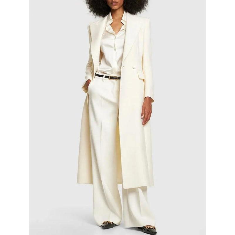 Eleganter, mittellanger, zweireihiger Damenblazer