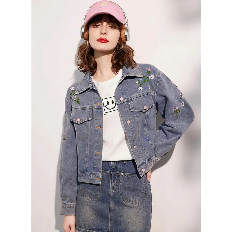 Jaqueta jeans bordada delicada para mulheres