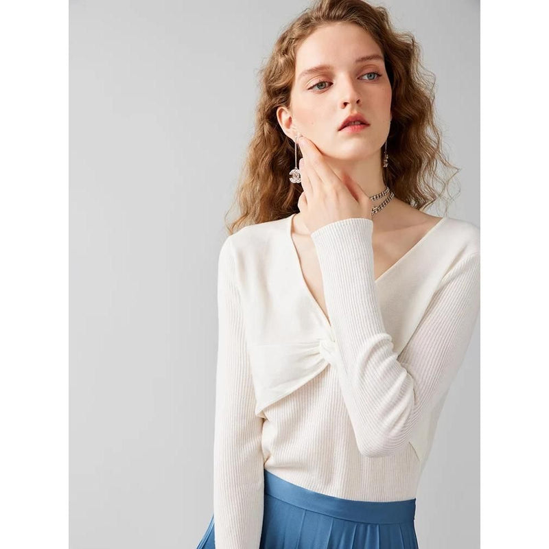 Chic V-Neck Pullover Sweater