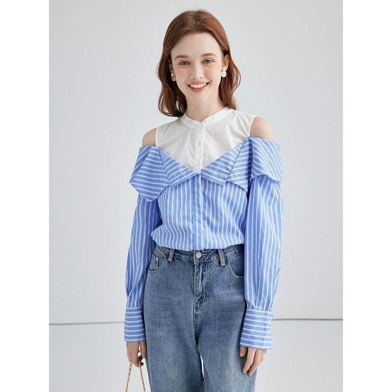 Schicke, gestreifte, langärmlige Off-Shoulder-Bluse