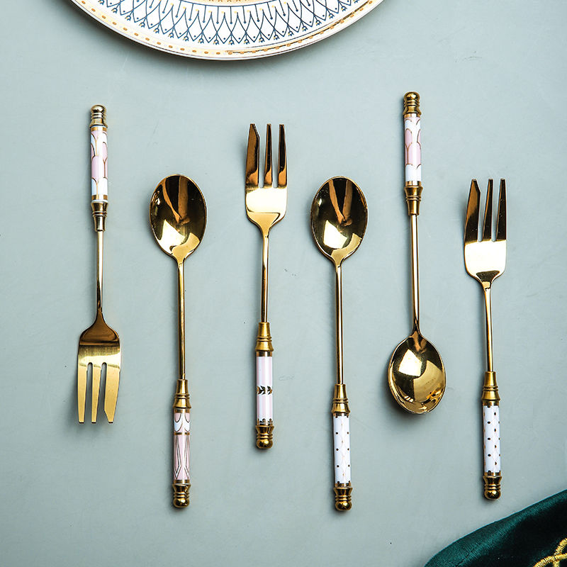 gold dessert fork, view 15 - MRSLM