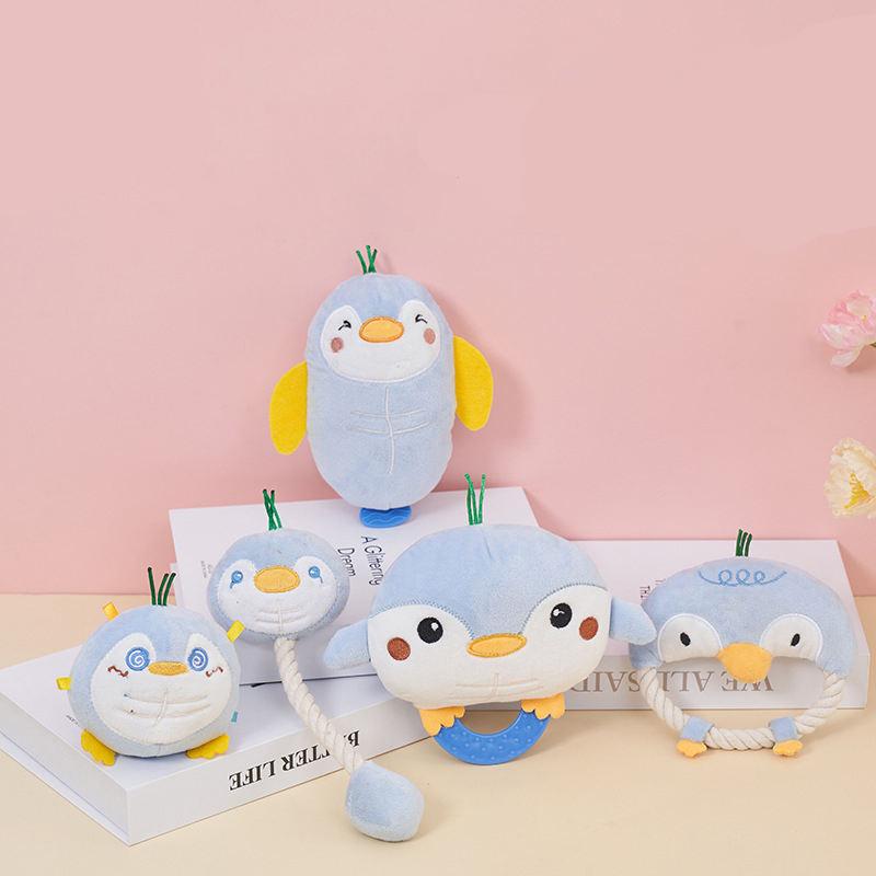 penguin squeak plush chew toy - MRSLM