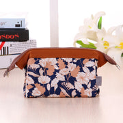 makeup and cosmetic bag, view 3 - MRSLM