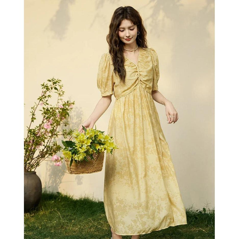 Vestido elegante de chiffon com decote em V e estampa floral