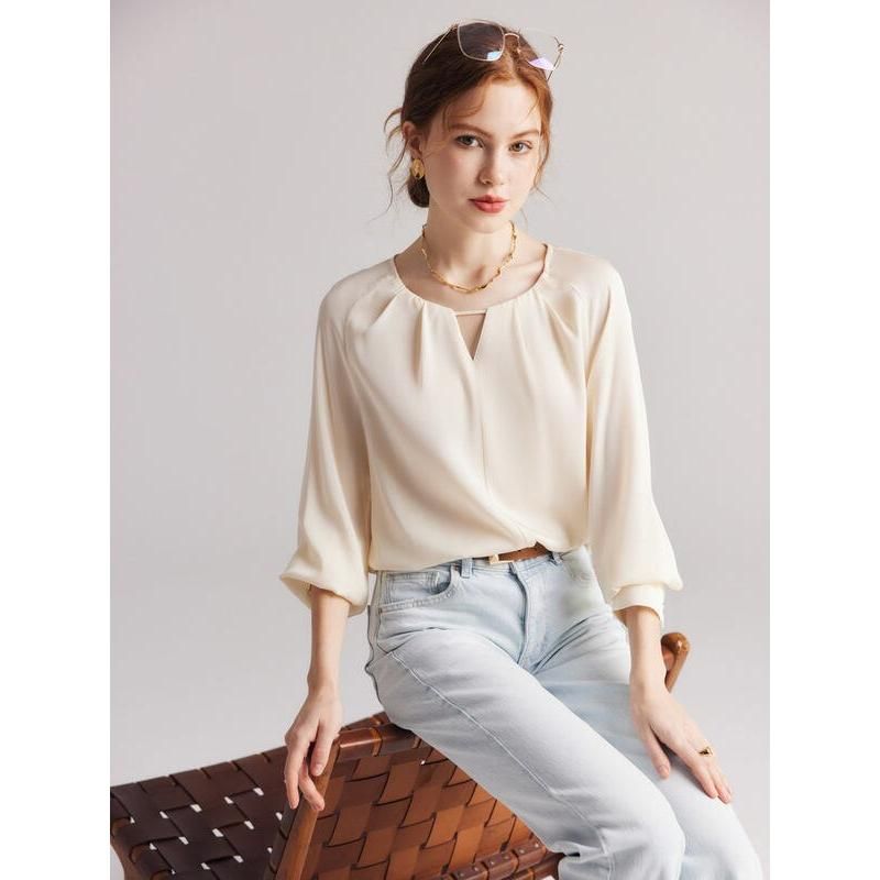 Blusa elegante de manga raglan em mistura de seda