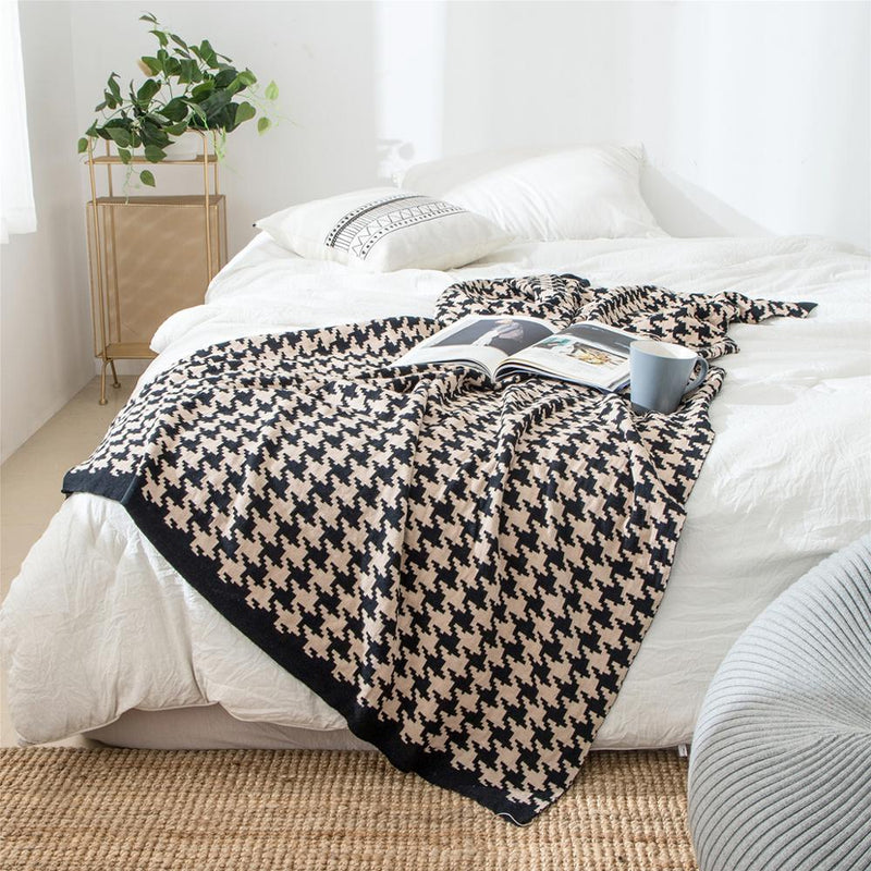 classic houndstooth plaid cotton knitted blanket, view 3 - MRSLM