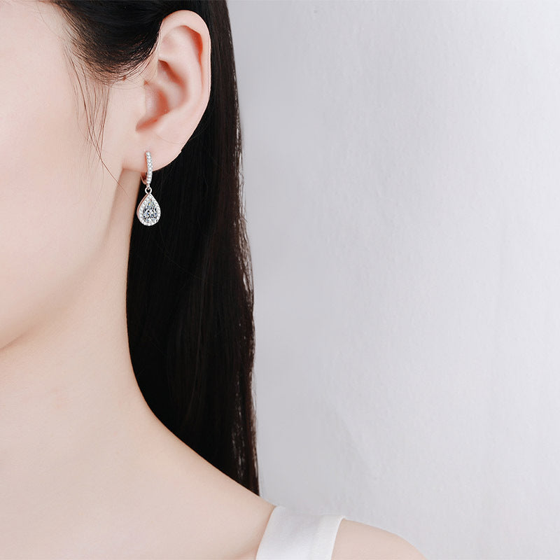 Women's Dripping Moissanite Ear Button