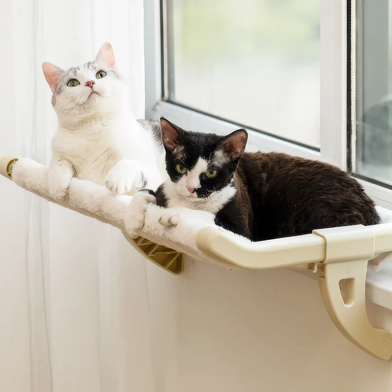 Cama suspensa em formato de rede para gatos