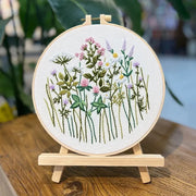 Floral embroidery DIY kit with hoop, view 4 - MRSLM