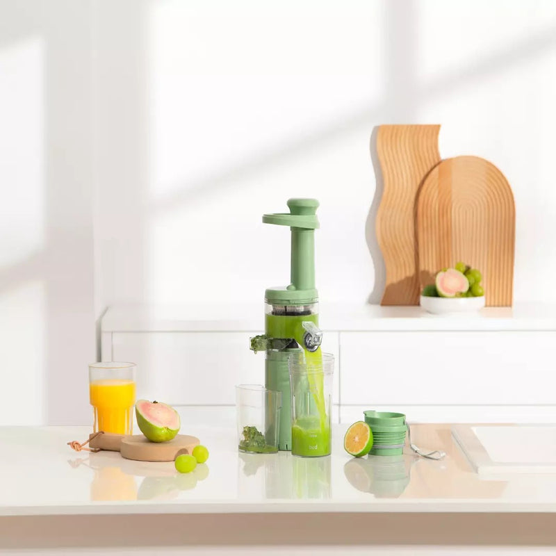 mini electric juicer, view 3 - MRSLM