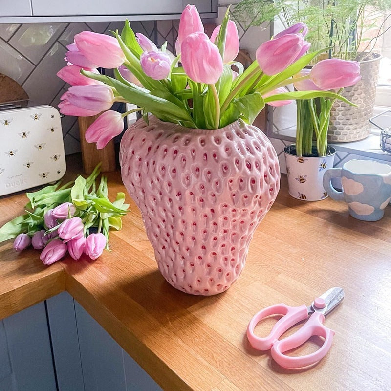 Strawberry ceramic vase, view 3 - MRSLM