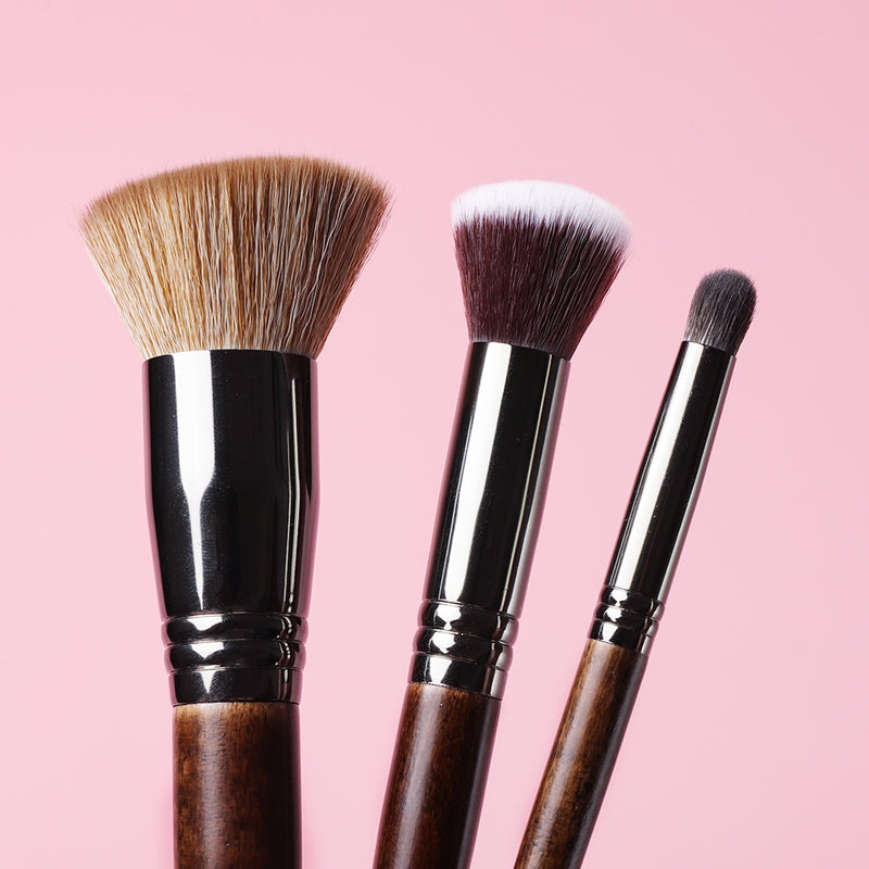 3-piece makeup brushes set, view 3 - MRSLM