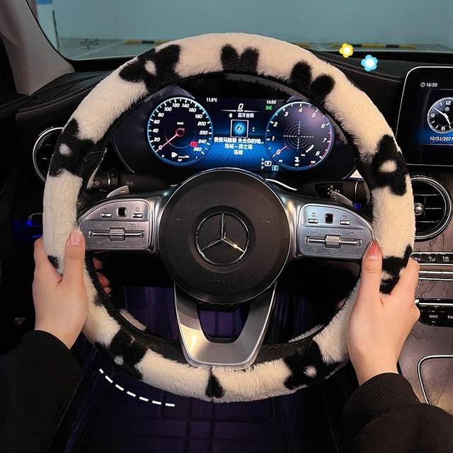 Plüschiger Winter-Autolenkradbezug