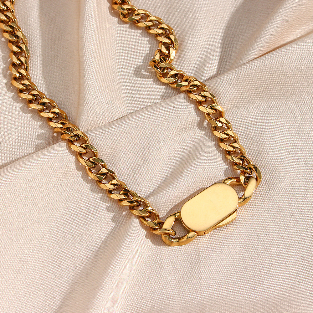 Metal Buckle Large Thick Chain Necklace